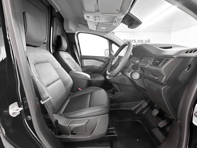 2024 Nissan Townstar 1.3 Tekna Van