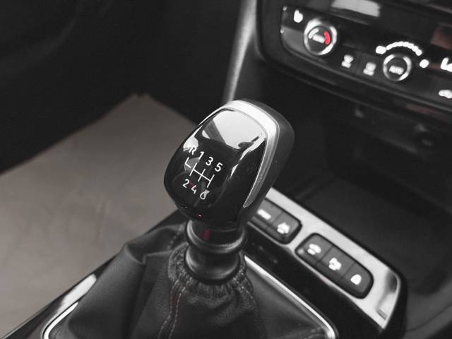 2022 Vauxhall Mokka 1.5 Turbo D SRi Premium 5dr