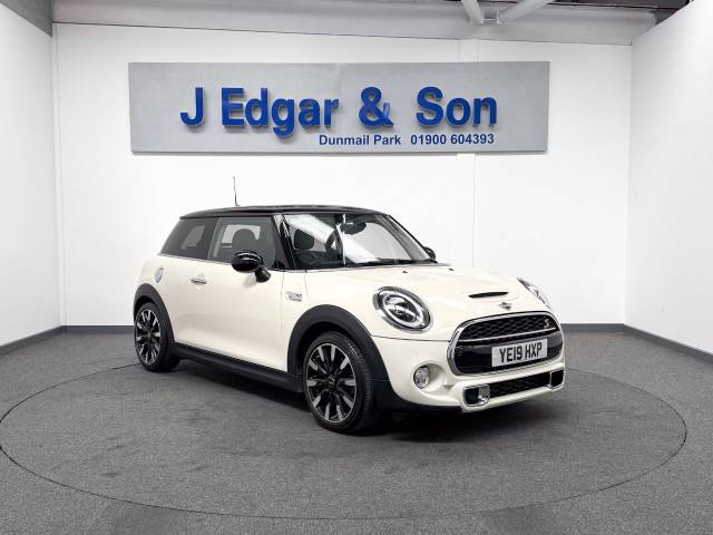 Mini Hatchback 2.0 Cooper S Exclusive II 3dr Hatchback Petrol White