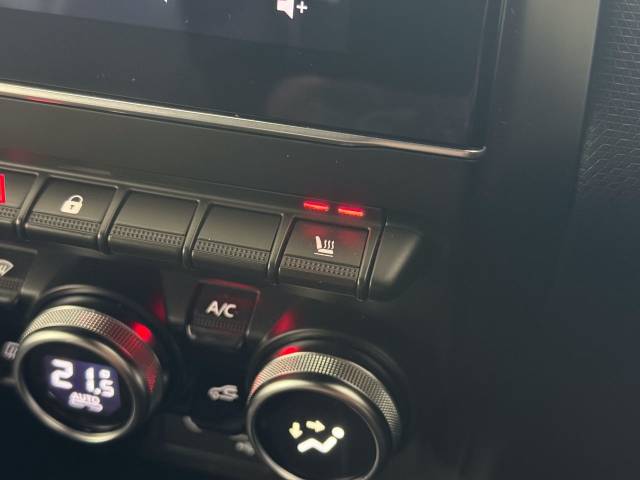 2022 Renault Clio 1.6 E-TECH Hybrid 140 Lutecia SE 5dr Auto