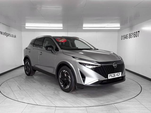 Nissan Qashqai 1.3 N-CONNECTA Hatchback Petrol Blade Silver