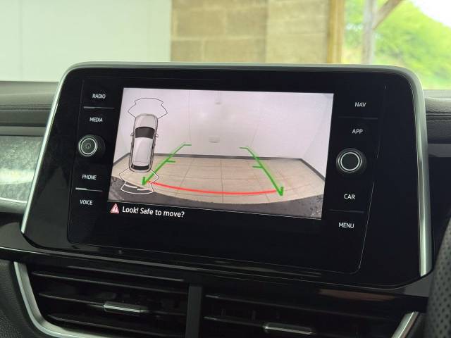 2022 Volkswagen T-Roc 1.5 TSI R-Line 5dr