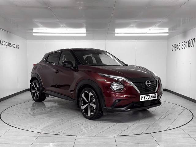Nissan Juke 1.6 Hybrid Tekna 5dr Auto Hatchback Petrol / Electric Hybrid Red