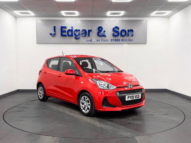 Hyundai i10 1.0 SE 5dr Hatchback Petrol Red