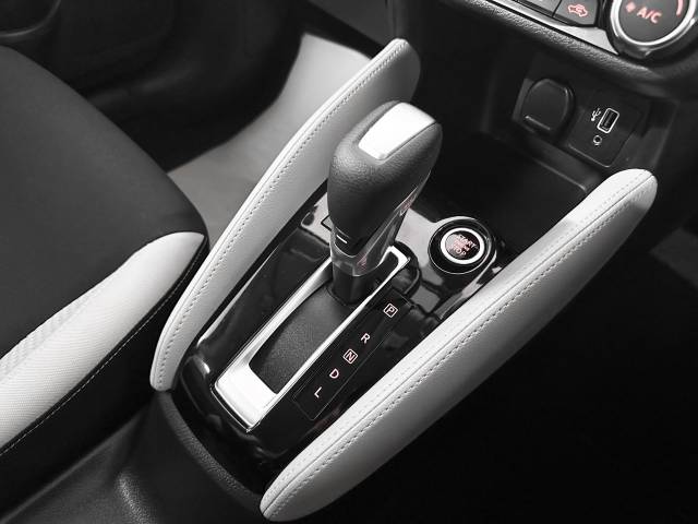 2022 Nissan Micra 1.0 IG-T 92 Tekna 5dr CVT