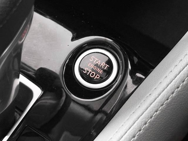 2022 Nissan Micra 1.0 IG-T 92 Tekna 5dr CVT