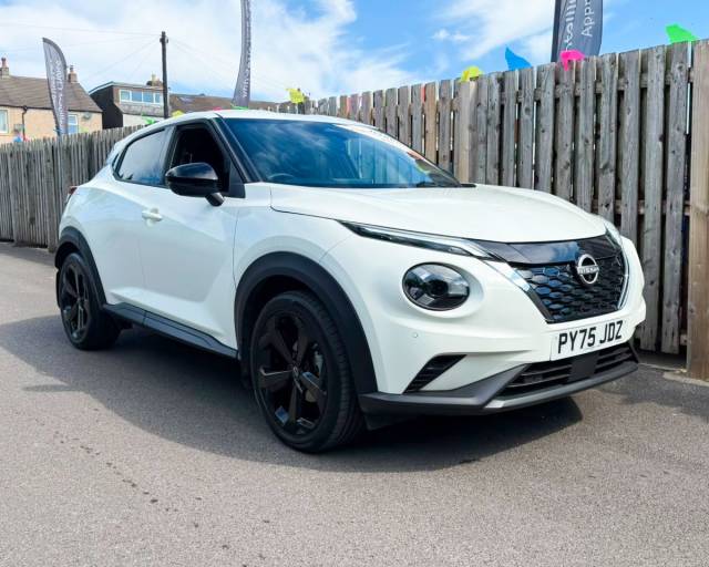 Nissan Juke 1.6 Hybrid Tekna 5dr Auto Hatchback Petrol / Electric Hybrid White