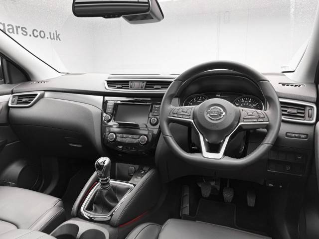 2021 Nissan Qashqai 1.3 DiG-T N-Motion 5dr