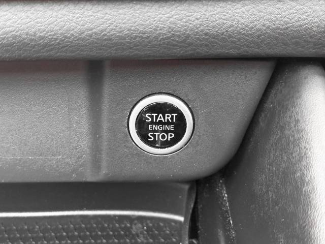 2022 Nissan Qashqai 1.3 DiG-T MH N-Connecta 5dr