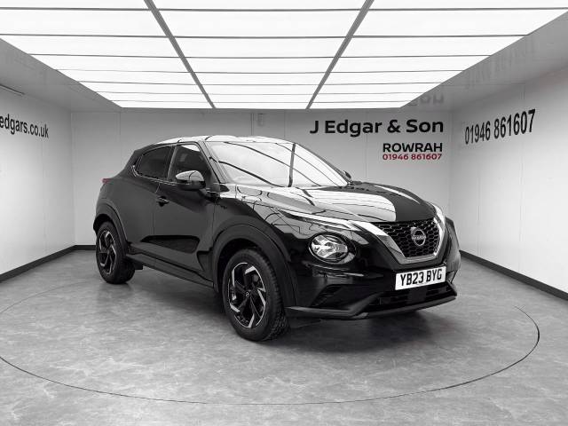 Nissan Juke 1.0 DiG-T 114 N-Connecta 5dr Hatchback Petrol Black