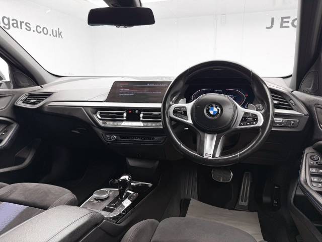2022 BMW 1 Series 2.0 M135i xDrive 5dr Step Auto