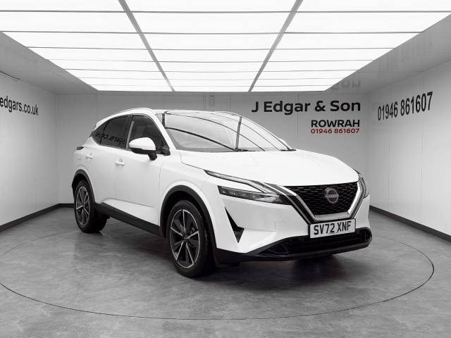Nissan Qashqai 1.3 DiG-T MH 158 Tekna 5dr Hatchback Petrol White