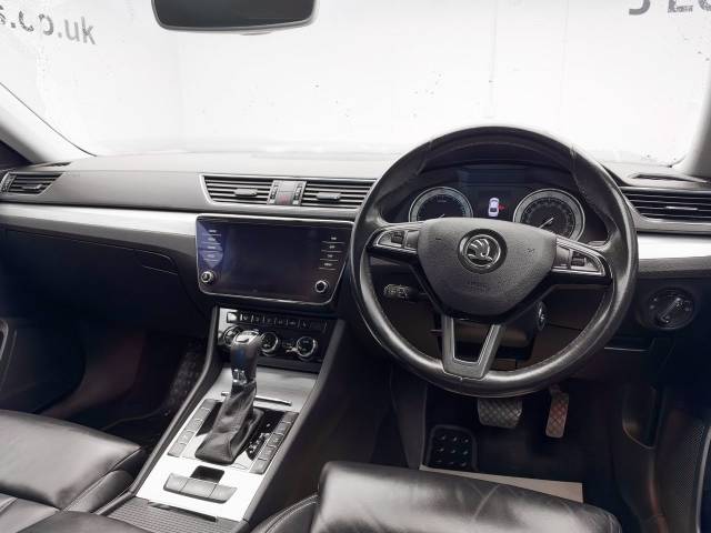 2020 Skoda Superb 1.4 TSI iV SE Technology DSG 5dr