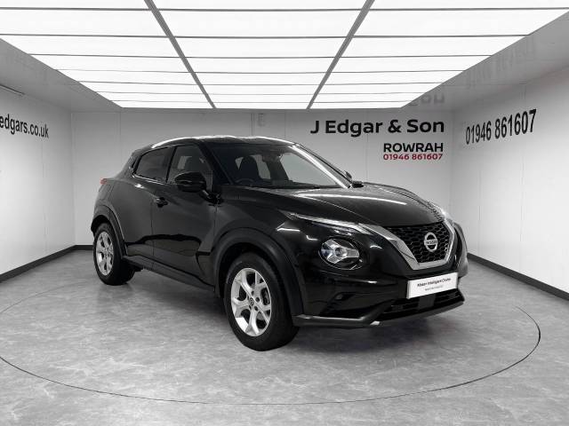 Nissan Juke 1.0 DiG-T N-Connecta 5dr Hatchback Petrol Black