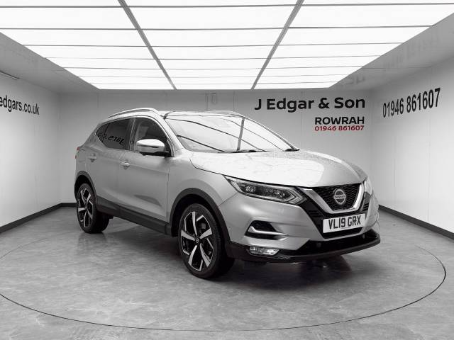 Nissan Qashqai 1.3 DiG-T Tekna 5dr Hatchback Petrol Silver