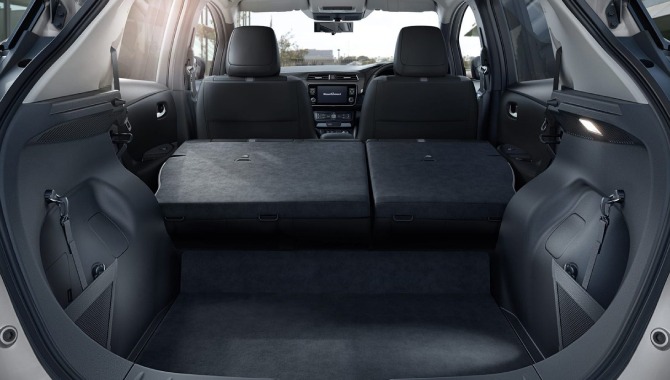 New Nissan LEAF - Interior