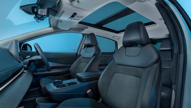 Nissan New Ariya - Interior