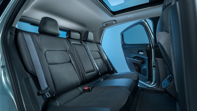 Nissan New Ariya - Interior